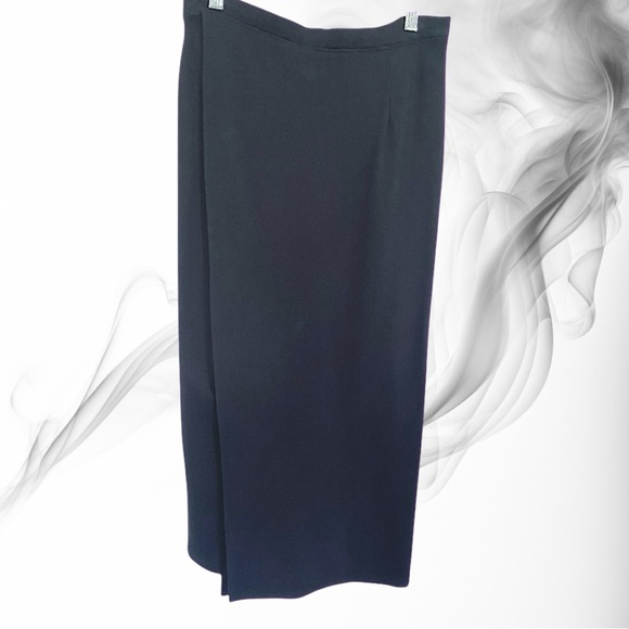 Betabrand The Sassiest Pant Black Skirted Capris Pants Medium Long - Picture 2 of 5